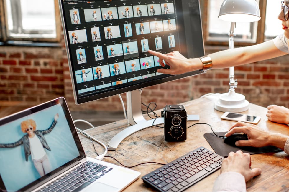 API’s de imágenes en CGPRO: Freepik, MidJourney, Unsplash y Dall·E-3